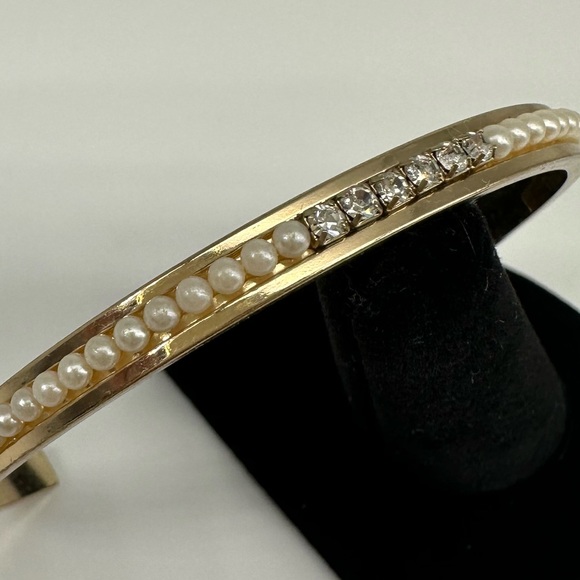 FAUX PEARL CRYSTAL BANGLE CUFF BRACELET GLAM - Picture 10 of 16